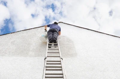 Peinture extérieure à Écotay-l'Olme — façades et ravalement